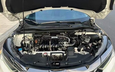 Honda Vezel, 2022 год, 1 470 000 рублей, 17 фотография