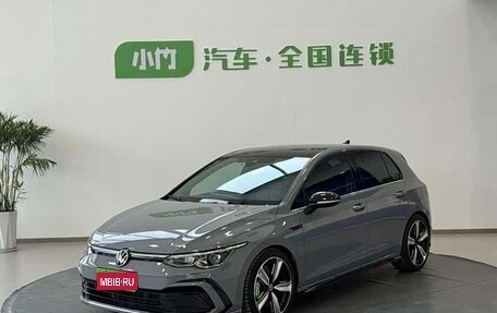 Volkswagen Golf VIII, 2022 год, 1 830 000 рублей, 1 фотография