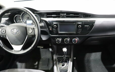 Toyota Corolla, 2013 год, 1 370 000 рублей, 11 фотография