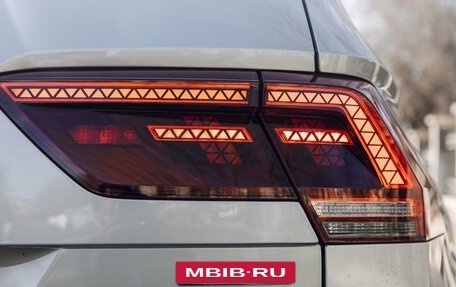 Volkswagen Tiguan II, 2020 год, 3 400 000 рублей, 13 фотография