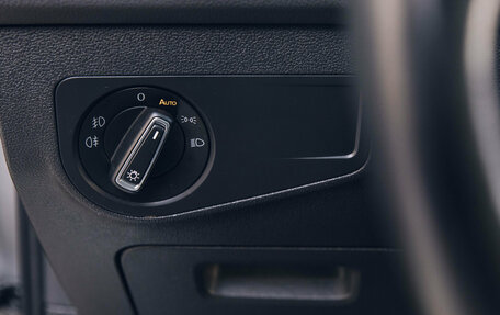 Volkswagen Tiguan II, 2020 год, 3 400 000 рублей, 29 фотография