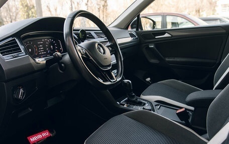 Volkswagen Tiguan II, 2020 год, 3 400 000 рублей, 23 фотография