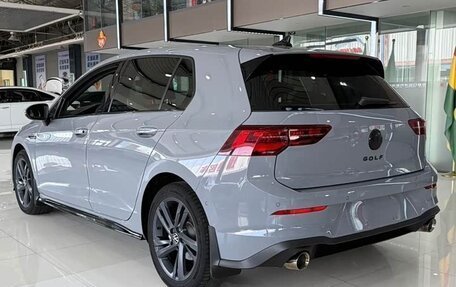 Volkswagen Golf VIII, 2022 год, 1 930 000 рублей, 4 фотография