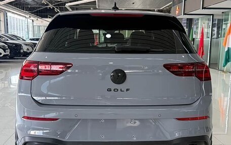 Volkswagen Golf VIII, 2022 год, 1 930 000 рублей, 5 фотография