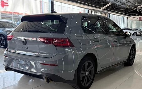 Volkswagen Golf VIII, 2022 год, 1 930 000 рублей, 6 фотография