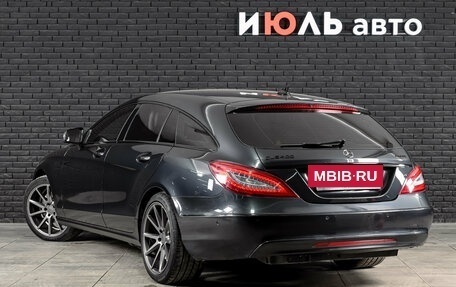 Mercedes-Benz CLS, 2015 год, 2 680 000 рублей, 7 фотография