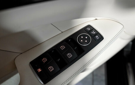 Mercedes-Benz CLS, 2015 год, 2 680 000 рублей, 13 фотография