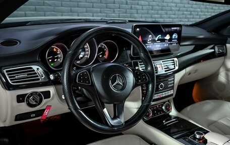 Mercedes-Benz CLS, 2015 год, 2 680 000 рублей, 12 фотография