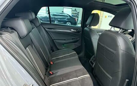 Volkswagen Golf VIII, 2022 год, 1 830 000 рублей, 16 фотография