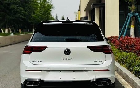 Volkswagen Golf VIII, 2022 год, 1 870 000 рублей, 5 фотография