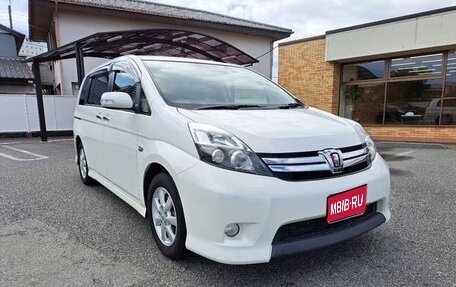 Toyota ISis I, 2017 год, 1 115 000 рублей, 1 фотография