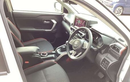 Toyota Raize I, 2021 год, 1 250 000 рублей, 10 фотография