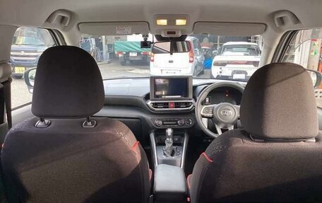 Toyota Raize I, 2021 год, 1 250 000 рублей, 18 фотография