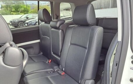 Toyota ISis I, 2017 год, 1 115 000 рублей, 22 фотография