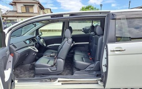 Toyota ISis I, 2017 год, 1 115 000 рублей, 27 фотография