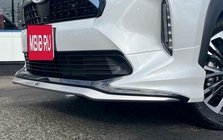 Toyota Yaris Cross, 2023 год, 1 580 000 рублей, 4 фотография