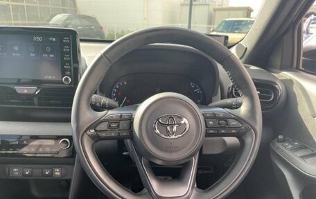 Toyota Yaris Cross, 2023 год, 1 580 000 рублей, 9 фотография