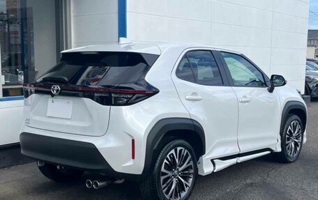 Toyota Yaris Cross, 2023 год, 1 580 000 рублей, 7 фотография