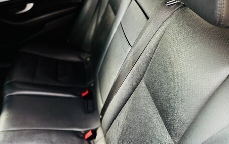 Mercedes-Benz E-Класс, 2020 год, 1 900 000 рублей, 4 фотография