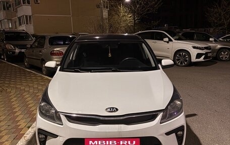KIA Rio IV, 2017 год, 800 000 рублей, 4 фотография