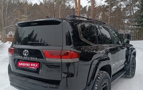 Toyota Land Cruiser, 2022 год, 14 500 000 рублей, 5 фотография