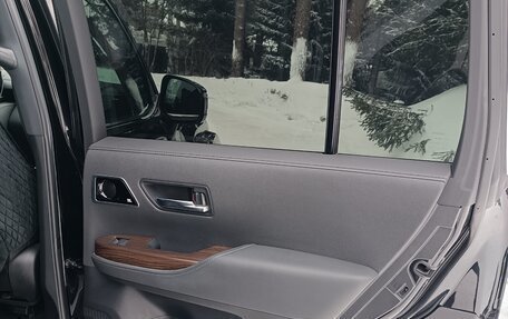 Toyota Land Cruiser, 2022 год, 14 500 000 рублей, 18 фотография