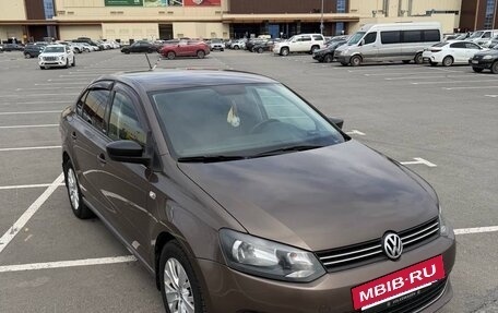 Volkswagen Polo VI (EU Market), 2014 год, 820 000 рублей, 2 фотография