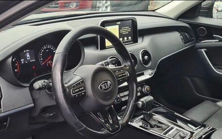 KIA Stinger I, 2018 год, 2 130 000 рублей, 18 фотография