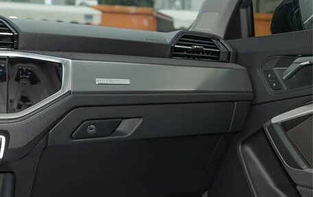 Audi Q3, 2023 год, 2 670 000 рублей, 14 фотография