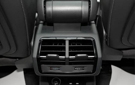 Audi Q3, 2023 год, 2 670 000 рублей, 18 фотография