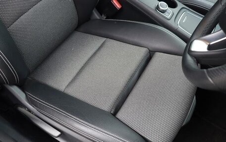 Mercedes-Benz CLA, 2017 год, 1 350 000 рублей, 11 фотография