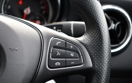 Mercedes-Benz CLA, 2017 год, 1 350 000 рублей, 16 фотография