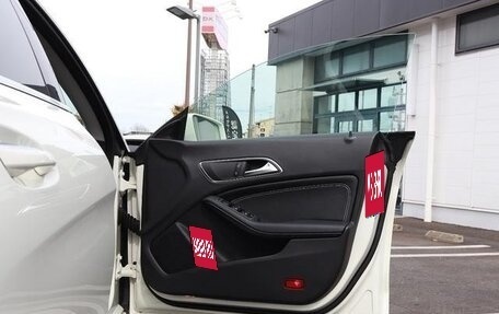 Mercedes-Benz CLA, 2017 год, 1 350 000 рублей, 28 фотография