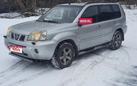 Nissan X-Trail, 2005 год, 650 000 рублей, 9 фотография