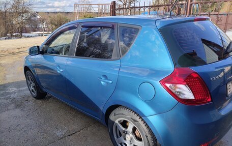 KIA cee'd I рестайлинг, 2011 год, 850 000 рублей, 1 фотография