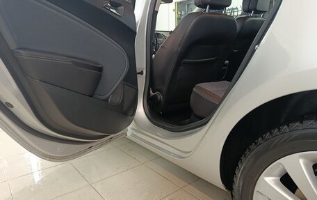 Opel Astra J, 2014 год, 1 100 000 рублей, 10 фотография