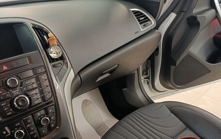 Opel Astra J, 2014 год, 1 100 000 рублей, 21 фотография