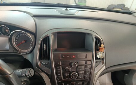 Opel Astra J, 2014 год, 1 100 000 рублей, 18 фотография