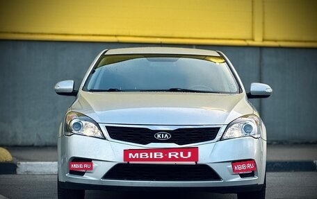 KIA cee'd I рестайлинг, 2010 год, 990 000 рублей, 3 фотография