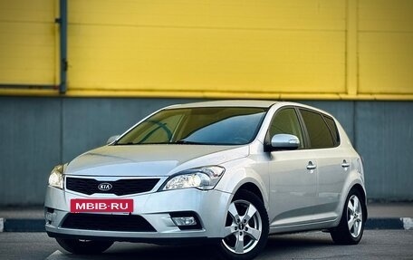 KIA cee'd I рестайлинг, 2010 год, 990 000 рублей, 4 фотография