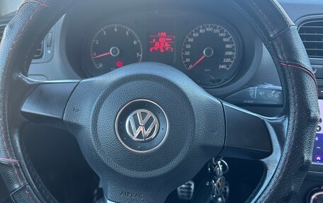 Volkswagen Polo VI (EU Market), 2011 год, 465 000 рублей, 3 фотография