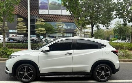Honda Vezel, 2022 год, 1 650 002 рублей, 7 фотография