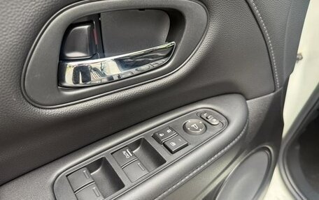 Honda Vezel, 2022 год, 1 650 002 рублей, 20 фотография