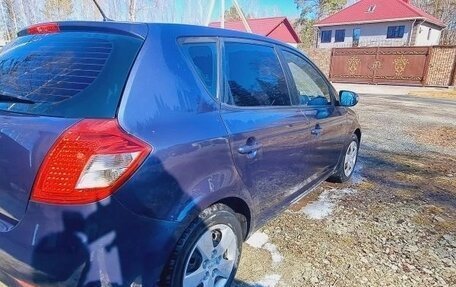 KIA cee'd I рестайлинг, 2010 год, 650 000 рублей, 10 фотография