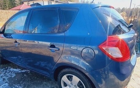 KIA cee'd I рестайлинг, 2010 год, 650 000 рублей, 12 фотография