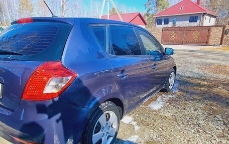 KIA cee'd I рестайлинг, 2010 год, 650 000 рублей, 13 фотография