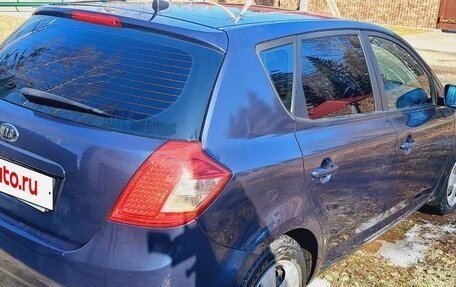 KIA cee'd I рестайлинг, 2010 год, 650 000 рублей, 20 фотография