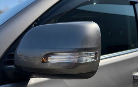 Toyota Land Cruiser Prado 150 рестайлинг 2, 2020 год, 7 200 000 рублей, 10 фотография