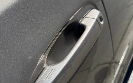 Toyota Land Cruiser Prado 150 рестайлинг 2, 2020 год, 7 200 000 рублей, 11 фотография