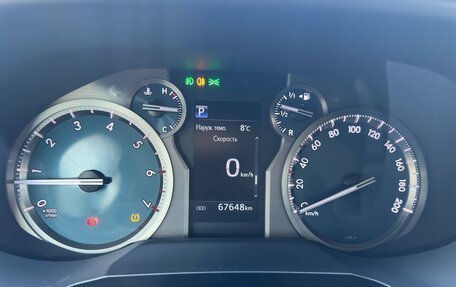 Toyota Land Cruiser Prado 150 рестайлинг 2, 2020 год, 7 200 000 рублей, 17 фотография